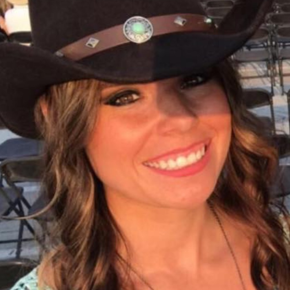 Meet your Posher, Jaclyn